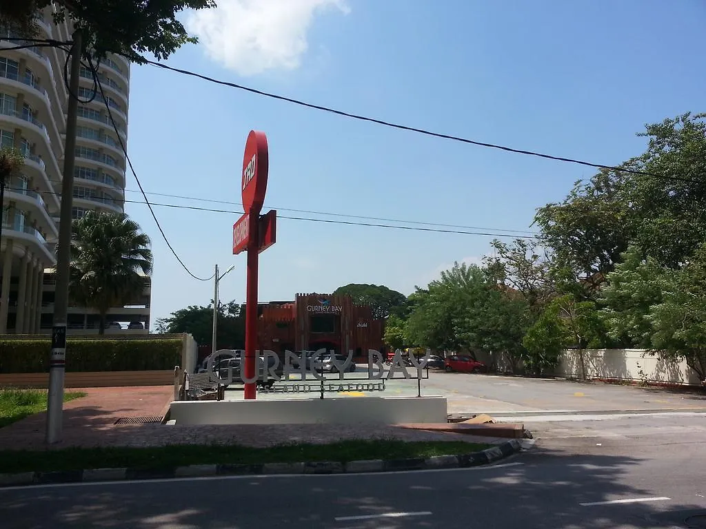 Studio At Mansion One جورج تاون شقة